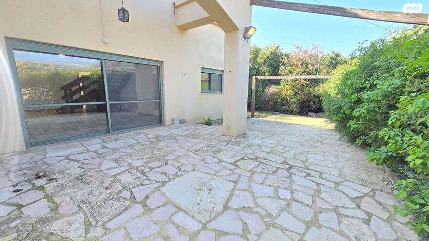 בית פרטי/ קוטג', האלה, כפר חנניה