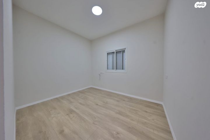 דירה, השקד, קרית חיים מזרחית, חיפה