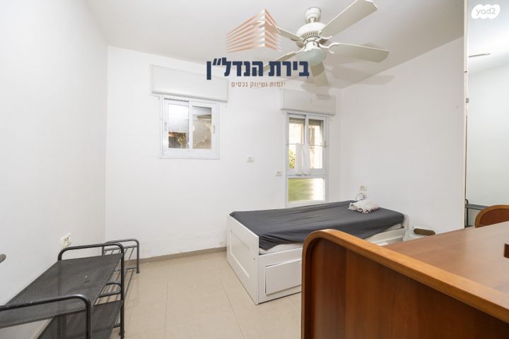 דירה, מרדכי אלקחי, ארמון הנציב, תלפיות מזרח, ירושלים