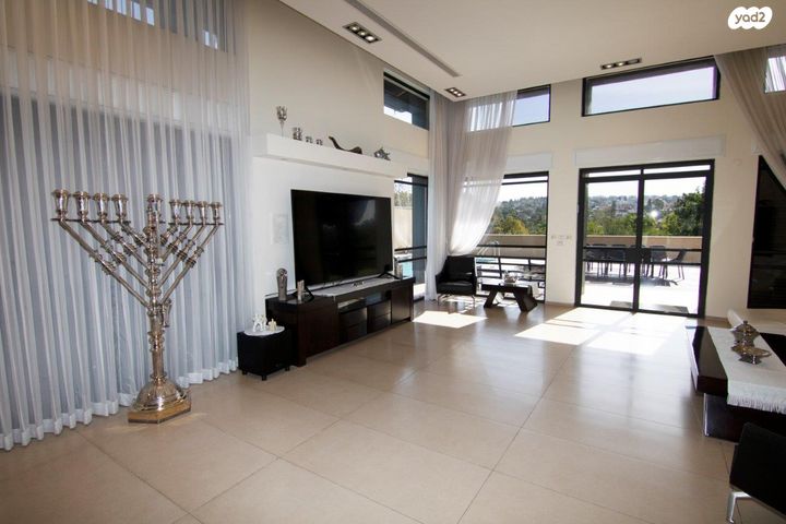 בית פרטי/ קוטג', אביב, ראש העין