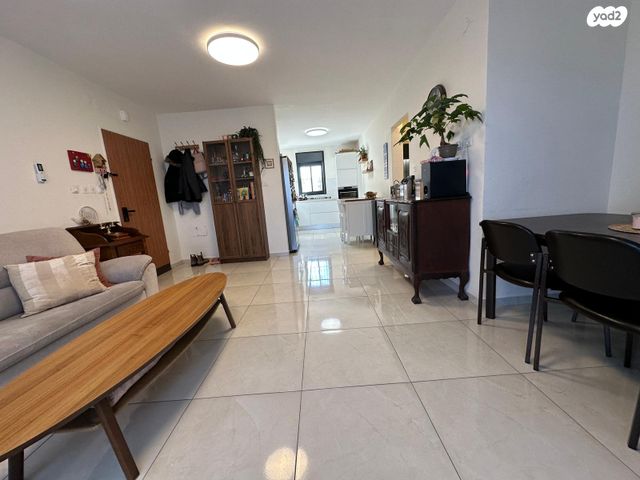 דירה, יהודית 18, גבעת הזית, אפרת