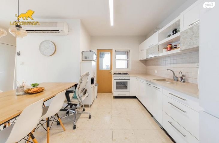 דירה, העצמאות 22, רמב"ם, ראש העין