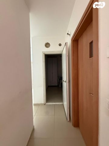 דירה, הנביא עובדיה, חזון עובדיה / רמת בית שמש ג-2, בית שמש