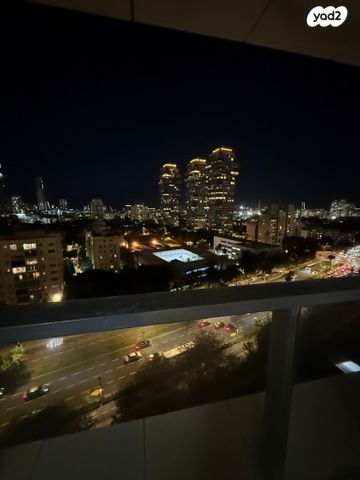 ניסים אלוני 7