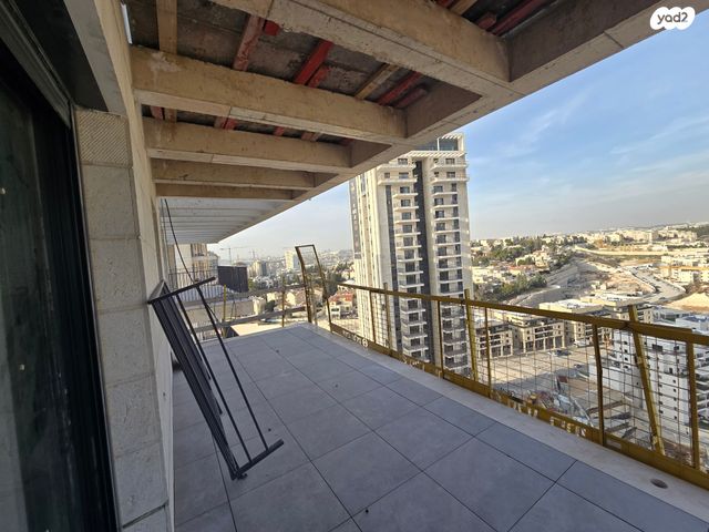 דירה, יצחק ארנסט נבנצל, מורדות ארנונה, ירושלים