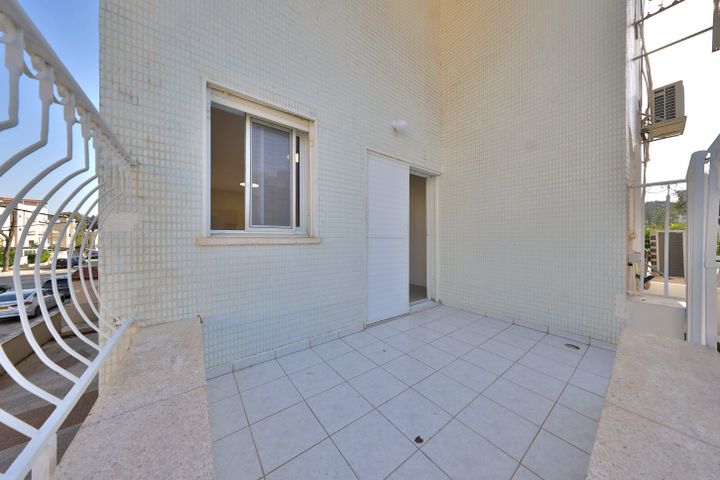 דירה, השקד, קרית חיים מזרחית, חיפה