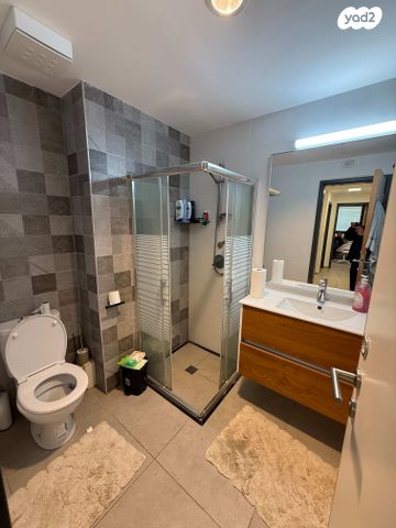 דירה, עין דור 11, שער פלמר, תחנת רכבת השמונה, חיפה