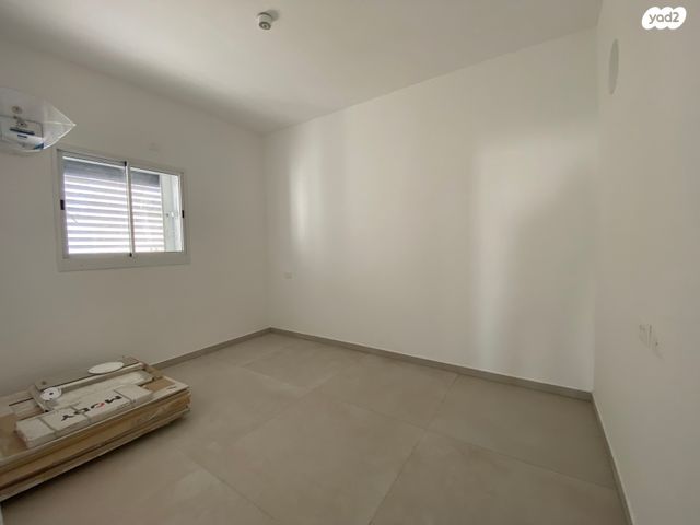 דירה, א' / צפון מזרח העיר, רחובות