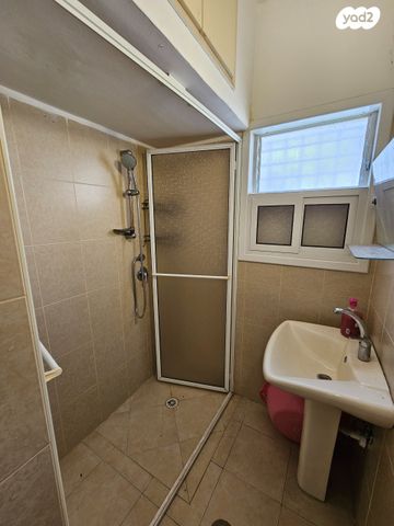 דירה, תל גיבורים, חולון