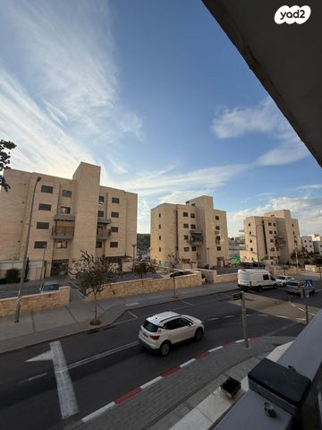 דירה, הנביא עובדיה, חזון עובדיה / רמת בית שמש ג-2, בית שמש