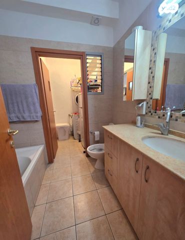 דירה, התורמוס, קרית ראשון, ראשון לציון