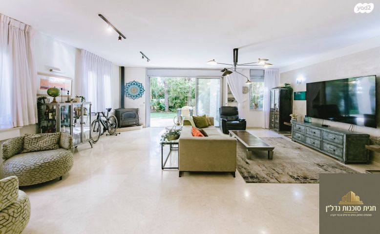 בית פרטי/ קוטג', כפר גנים ג, פתח תקווה