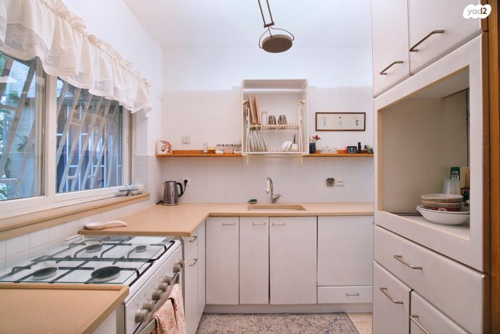 דירה, שדרות ח"ן 40, תל אביב יפו