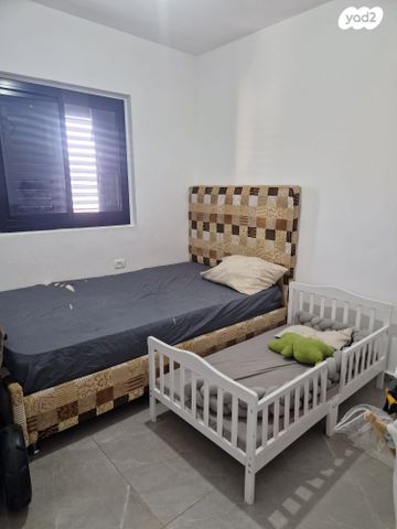 דירה, אצ"ל 5, שז"ר / דקר, טירת כרמל