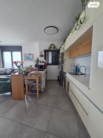 דירה, הרבי מבכרך, תל אביב יפו