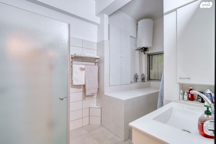 דירה, שדרות ח"ן 40, תל אביב יפו