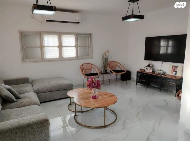 דירה, שכונה א', באר שבע