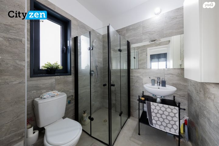 דירה, שדרות בן צבי 126, אגמים, נתניה