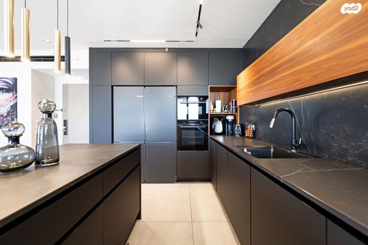 דירה, חולון