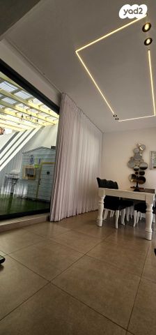 דירת גן, נוף הכנרת, נוף הכנרת, צפת