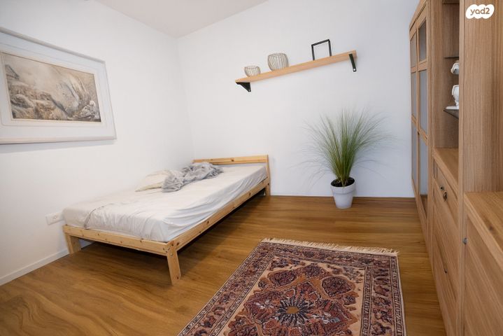 דירה, הרצליה