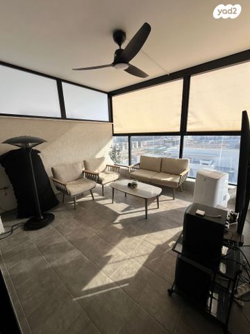 דירה, אריאל שרון, נווה שרון / שער העיר, נתיבות