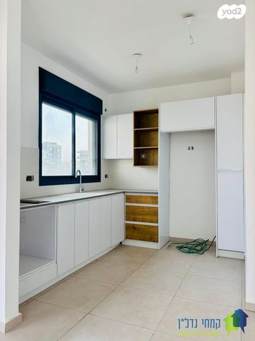 דירה, עוזיאל, תל יהודה, רמת גן