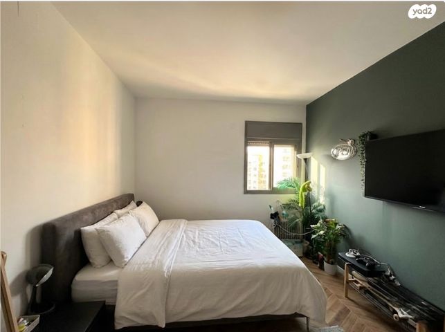 גג/ פנטהאוז, ישעיהו הנביא 22, הנביאים, מודיעין מכבים רעות