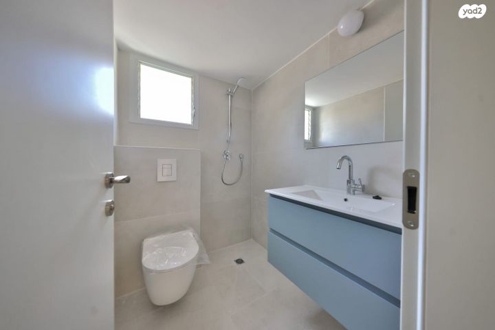 דירה, השקד, קרית חיים מזרחית, חיפה