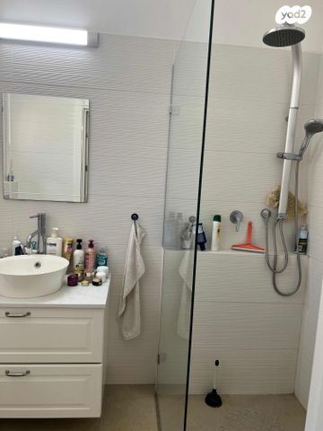 דיור מוגן, עומר