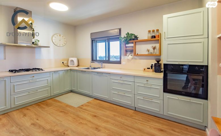 דירה, גרין פארק שיכון עובדים, הוד השרון