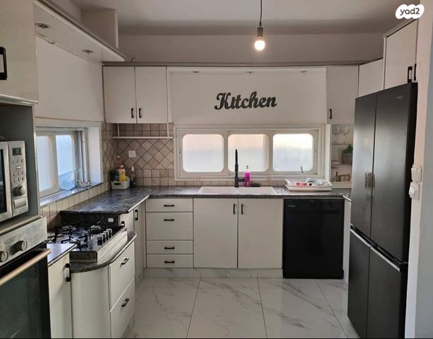 דירה, שכונה א', באר שבע