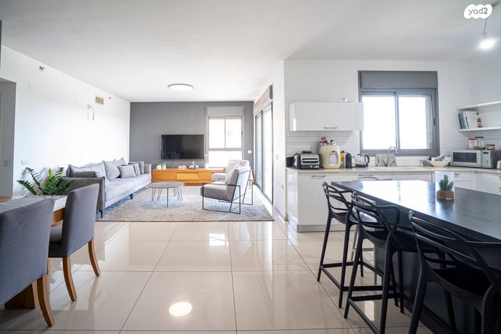 דירה, גולדה מאיר, מתחם 1200, הוד השרון