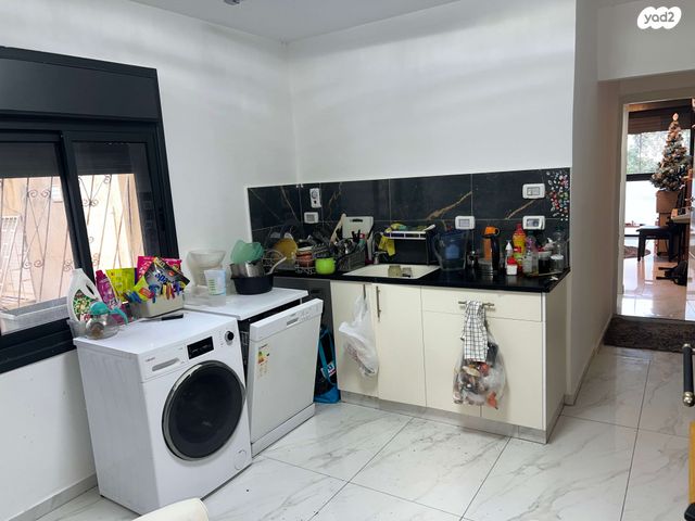 דירה, שדרות אליהו גולומב, הדר עליון, חיפה