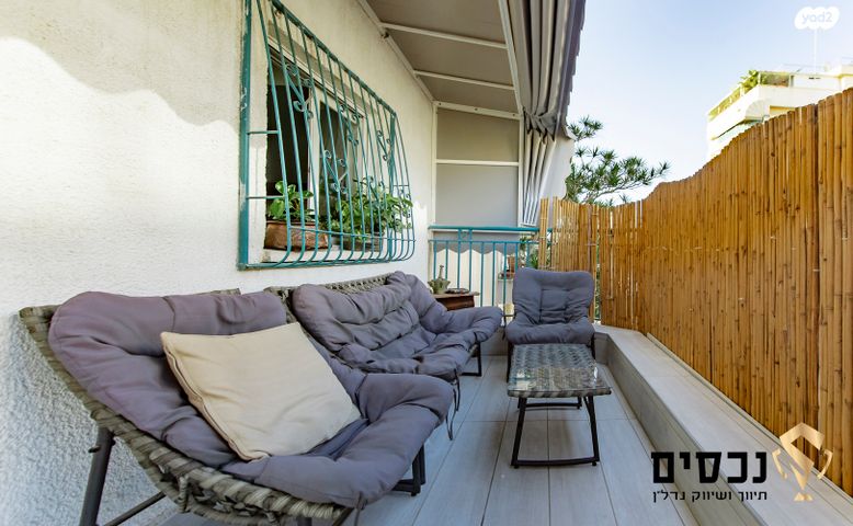 דירה, הרב שקדי 1, מחנה יהודה, פתח תקווה