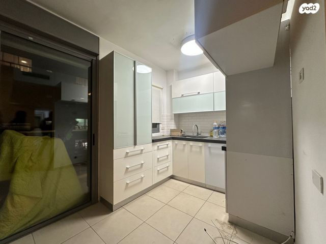 דירה, יד לבנים, רמת גן