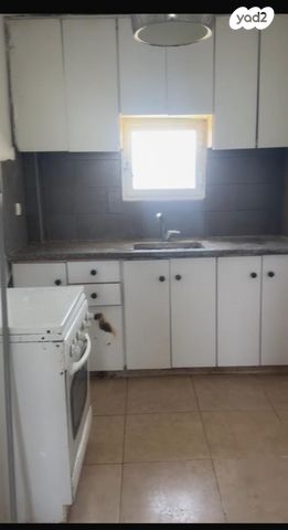 דירה, גיבורי ישראל 24, הארזים, אופקים