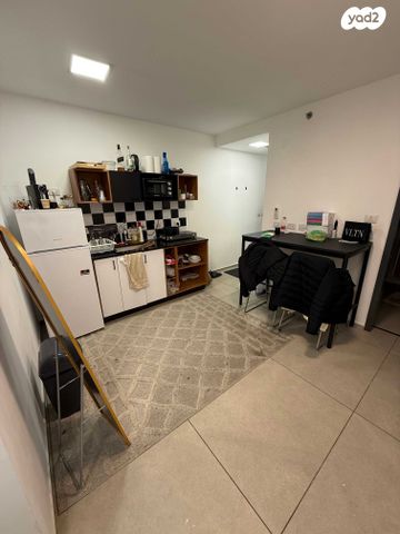 דירה, עין דור 11, שער פלמר, תחנת רכבת השמונה, חיפה