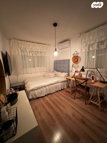 בית פרטי/ קוטג', שדרות אדם, אדם - גבע בנימין