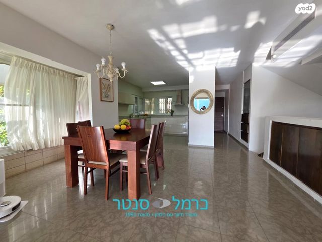 דו משפחתי, הוד הכרמל, דניה, חיפה