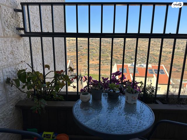 דירה, יהודית 18, גבעת הזית, אפרת