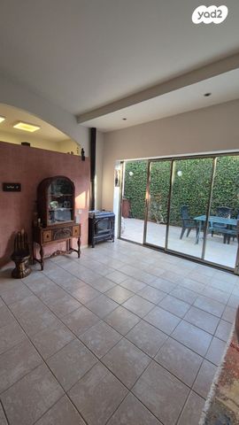 בית פרטי/ קוטג', מלצ'ט, הותיקה, קרית אונו