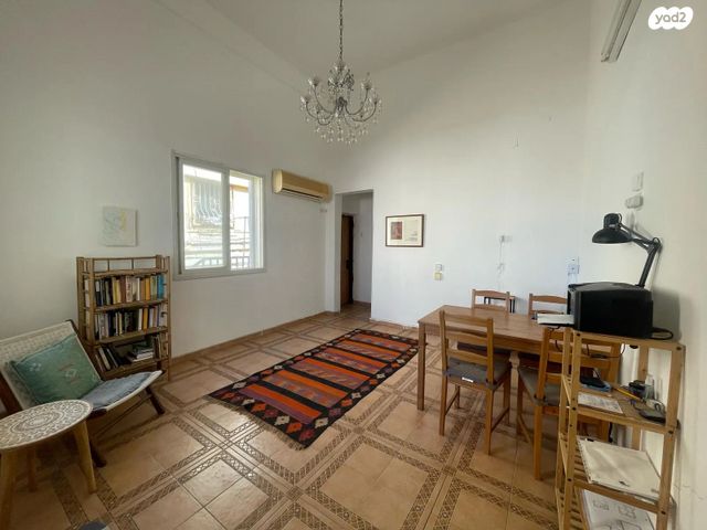 טריפלקס, הראובני 18, עג'מי, גבעת העליה, תל אביב יפו