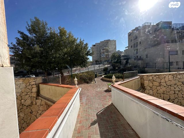 דירה, יהודית 18, גבעת הזית, אפרת