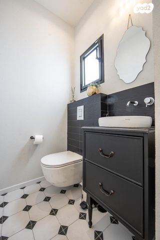 דו משפחתי, שיכוני מזרחי, כפר סבא