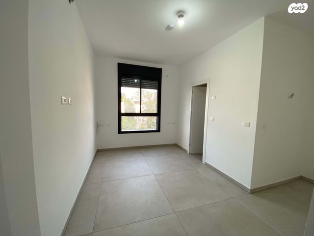 דירה, א' / צפון מזרח העיר, רחובות