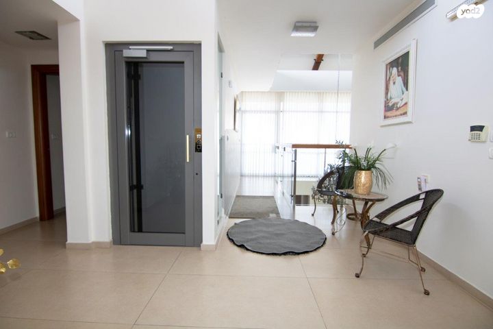 בית פרטי/ קוטג', אביב, ראש העין