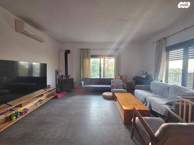 בית פרטי/ קוטג', נאות גולן