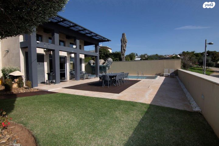 בית פרטי/ קוטג', אביב, ראש העין