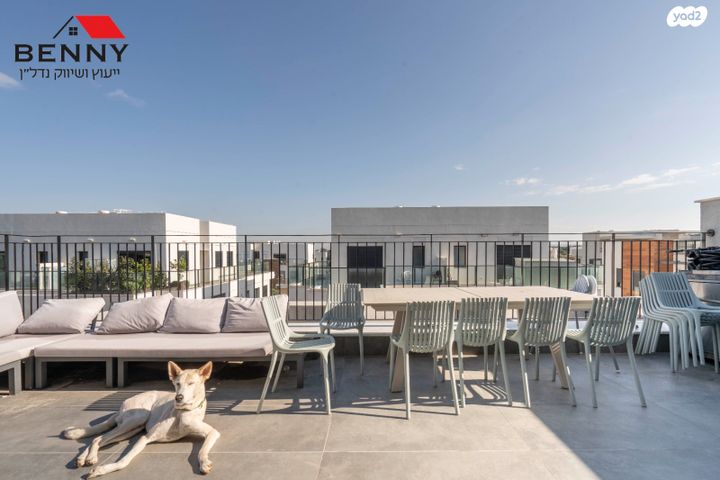 דופלקס, תל מונד